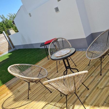 A Fleur De Spa : Maison Chaleureuse Avec Spa Privatif Et Billard. Coulogne Exterior foto